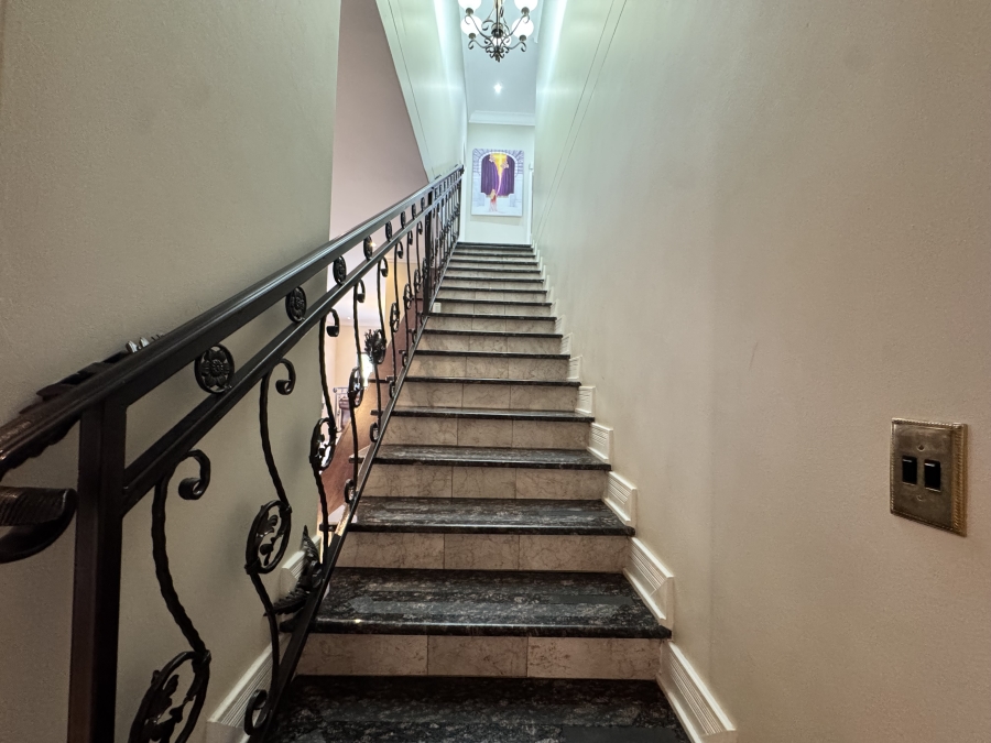4 Bedroom Property for Sale in Wilkoppies North West